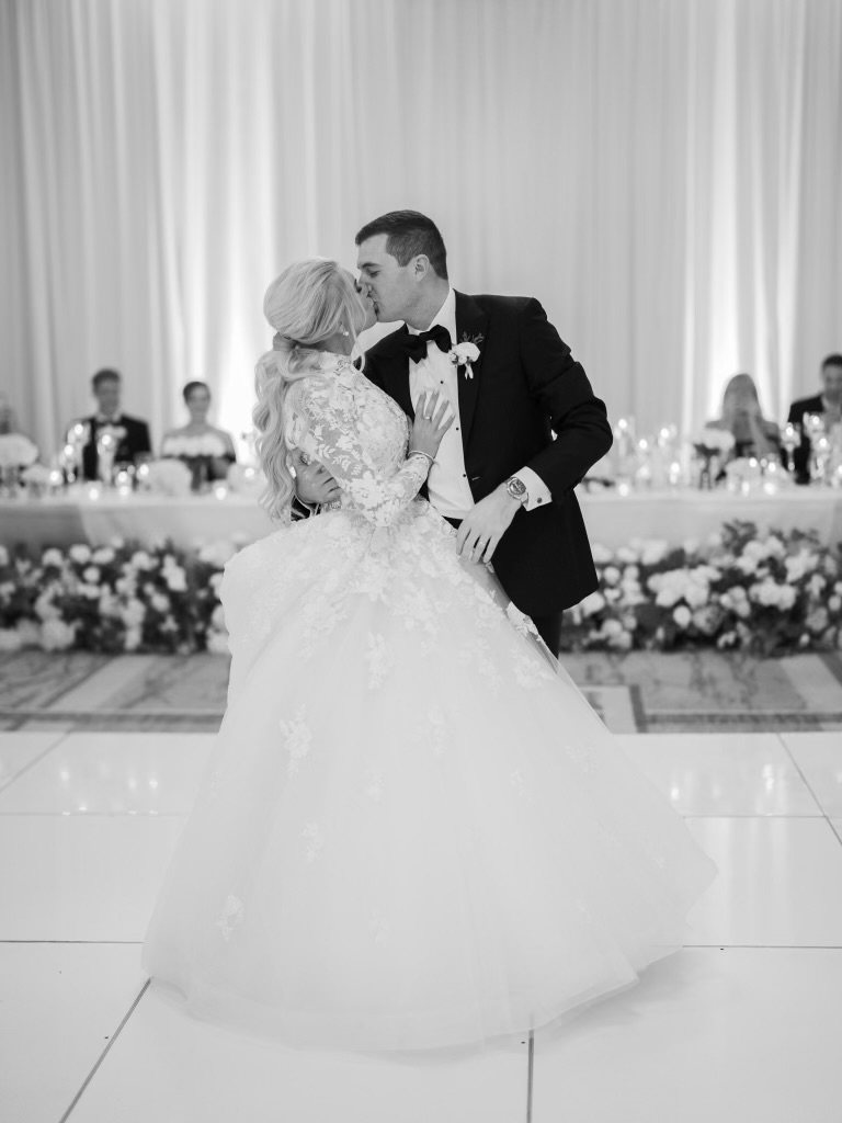 Jessie and her husband Andrew on their wedding day